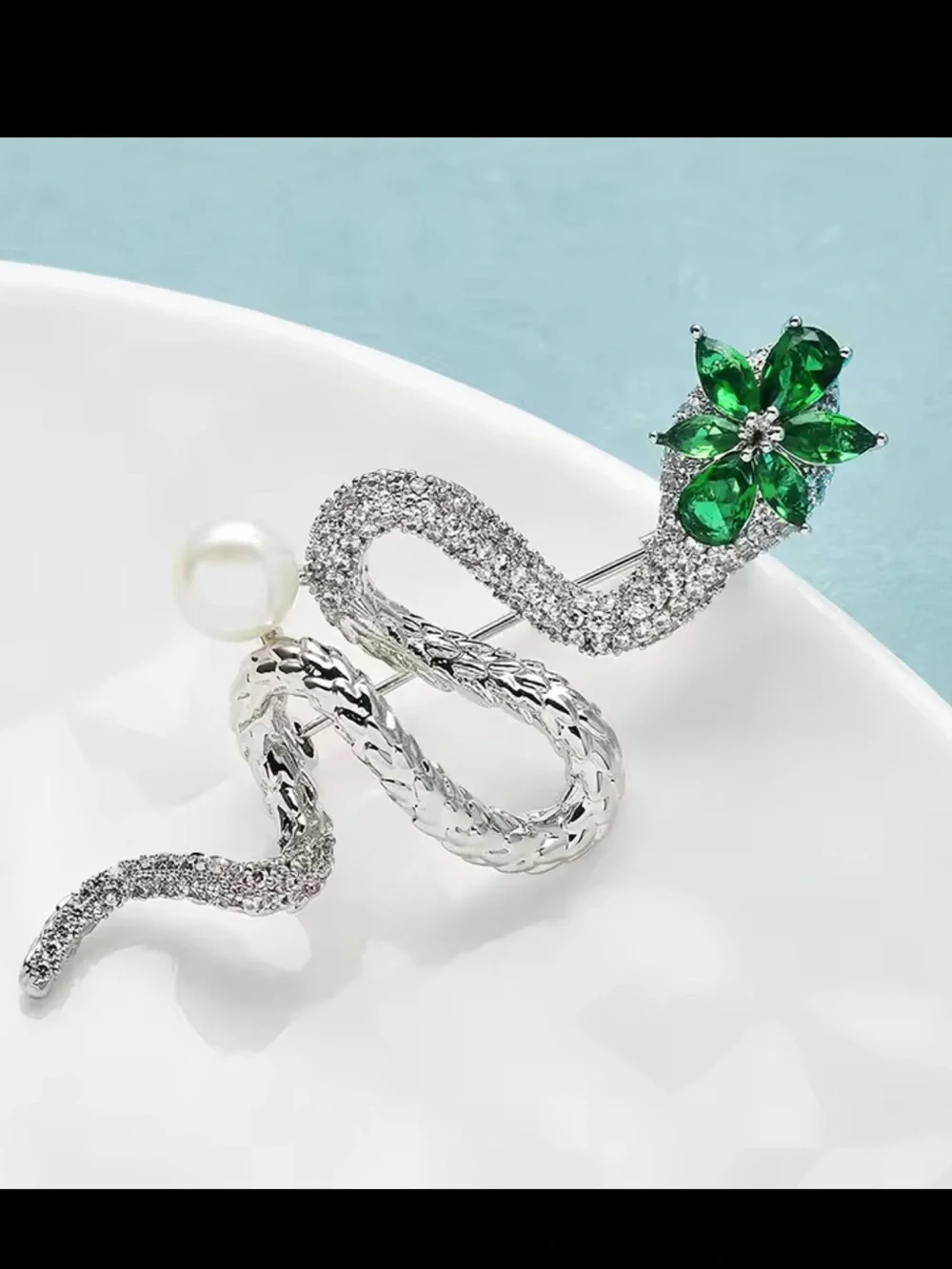 Serpenti Snake Emerald Floral Green Crystal Silver Brooch
